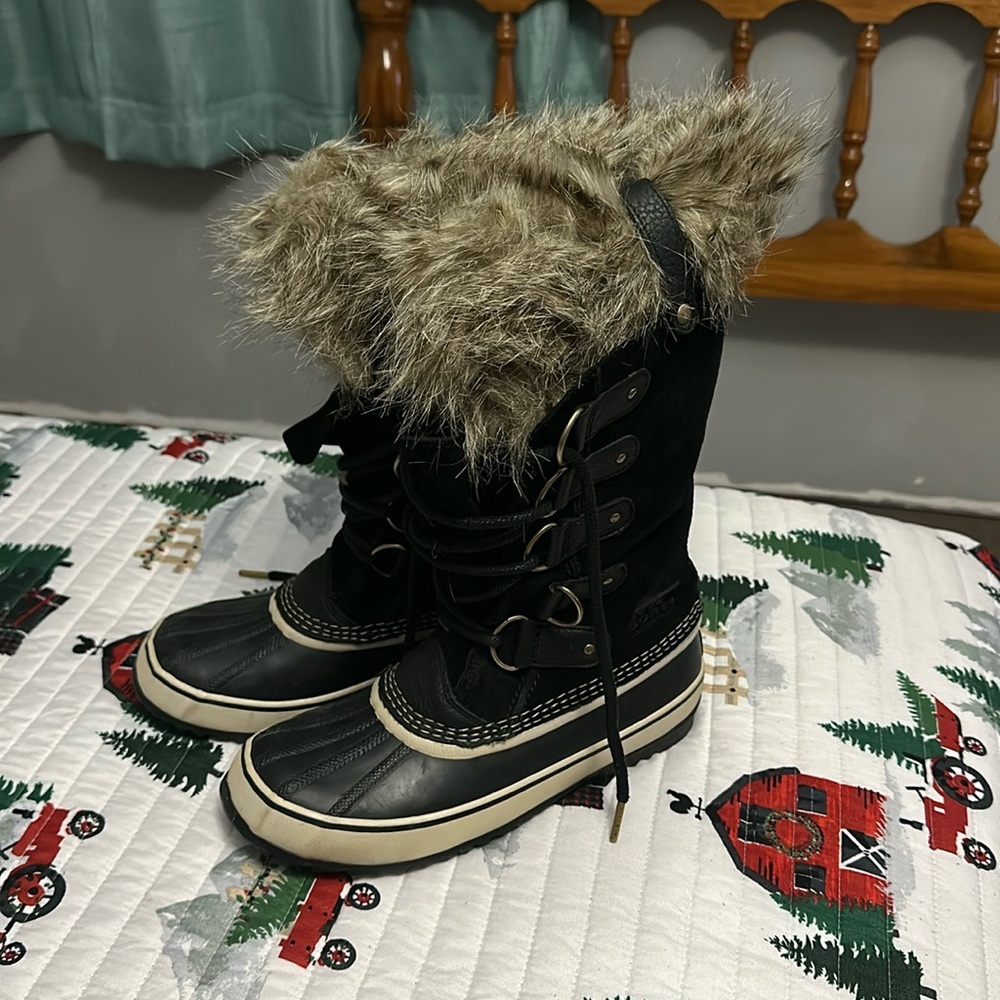 Sorel Joan of Arctic boots women’s size 9 like new